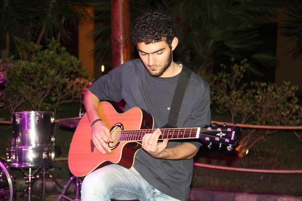 Meen & Adonis live in Concert